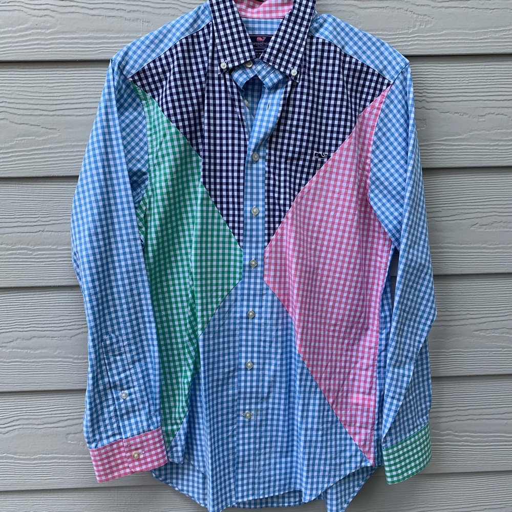 Like new VINEYARD VINES color block gingham shirt